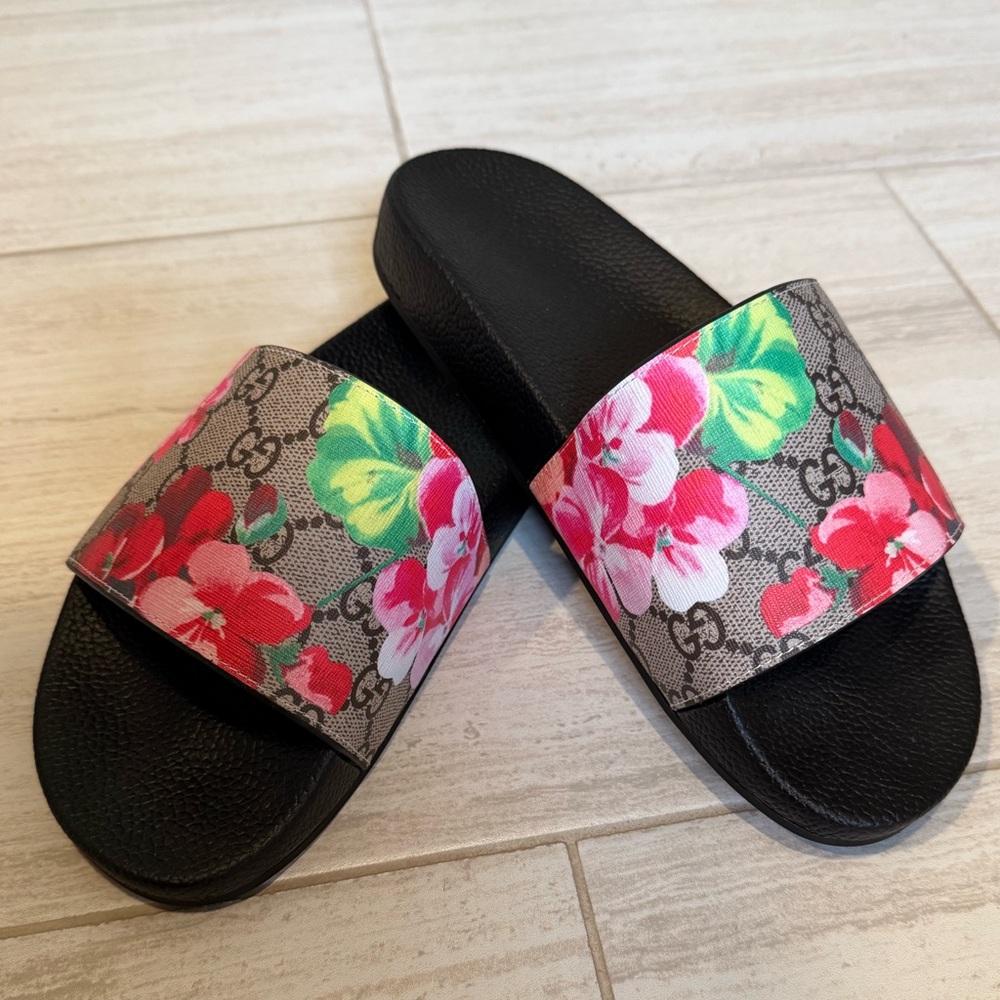 Beautiful floral slides